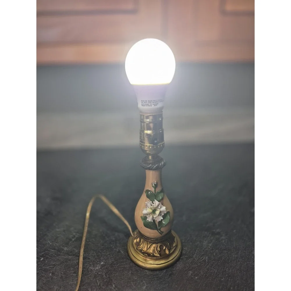 Vintage Peach Porcelain Floral Table Lamp 9.5